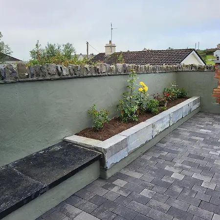 The Courtyard 公寓